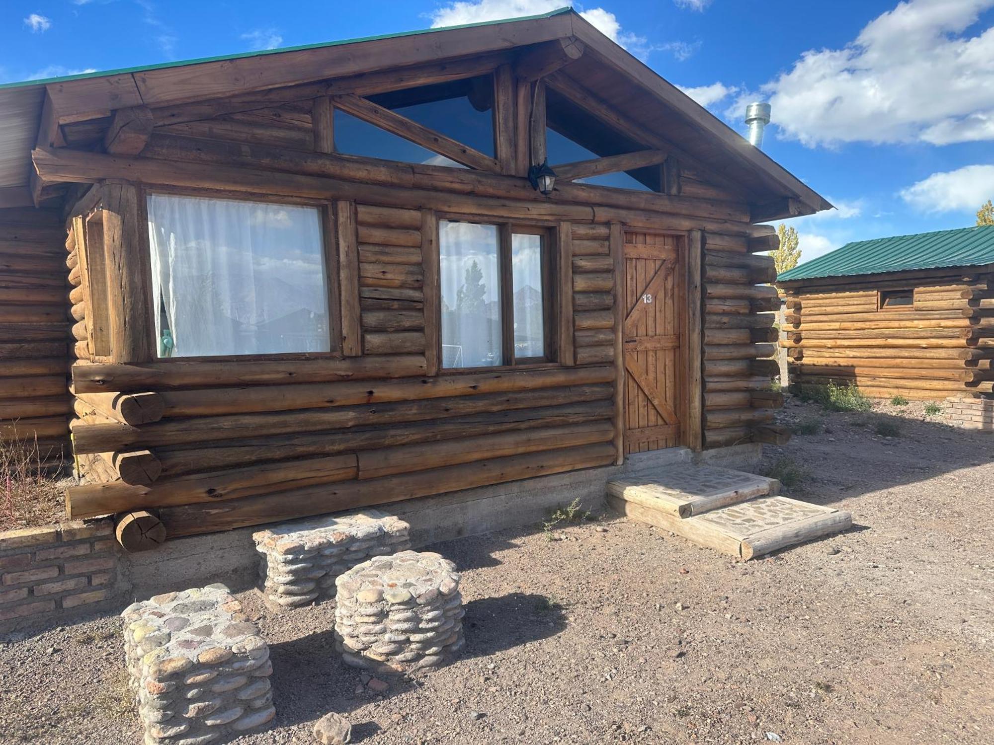 Naol Village Успальята Экстерьер фото